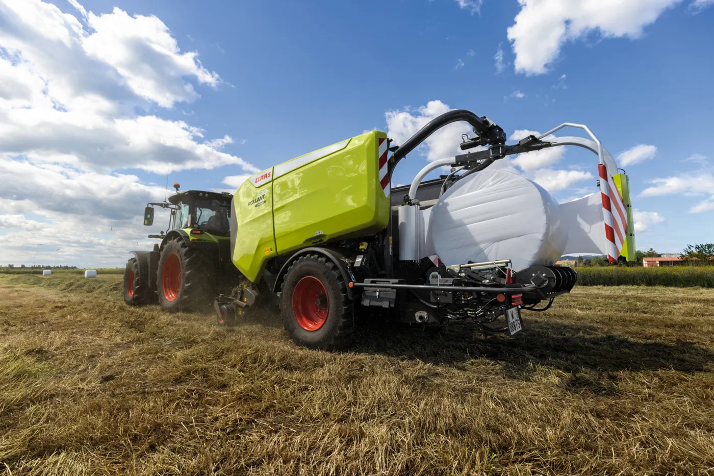 ROLLANT 630 UNIWRAP CLAAS
